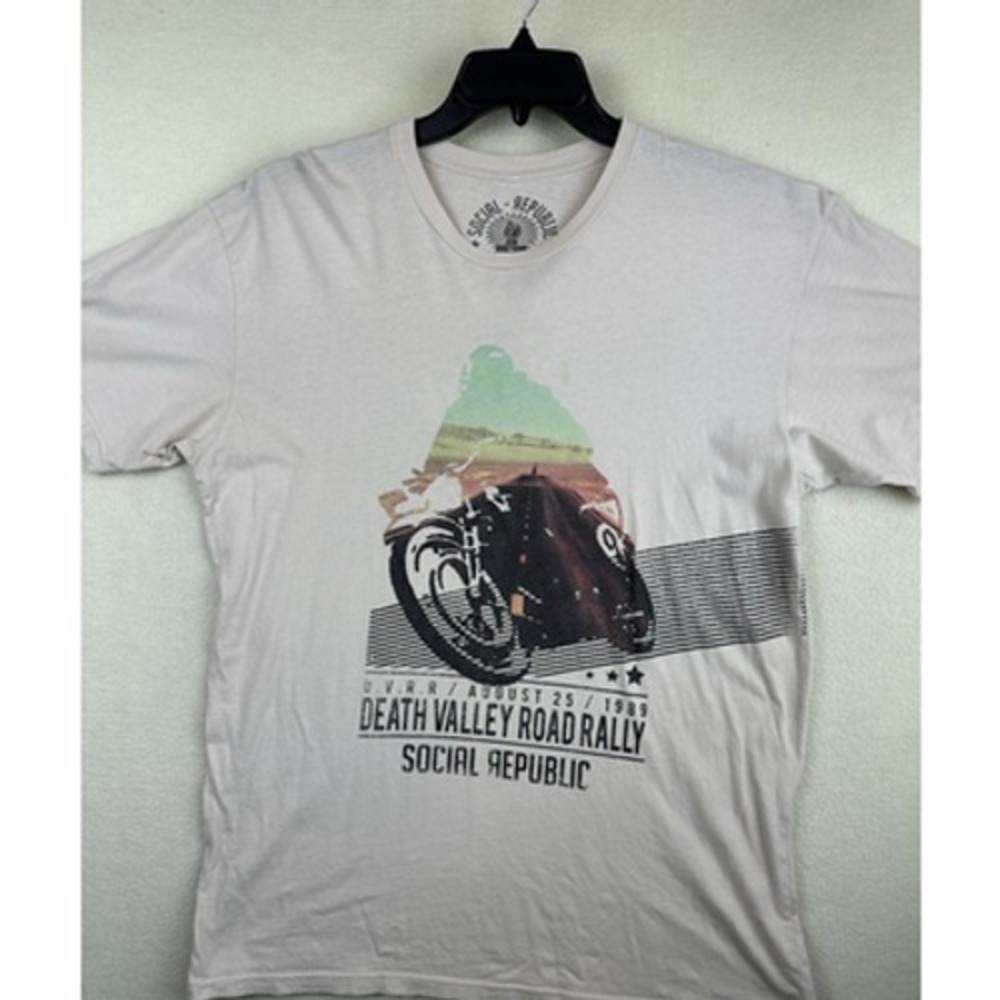 Social Republic Death Valley Road Rally T-Shirt Mens Large Beige Short Sleeve